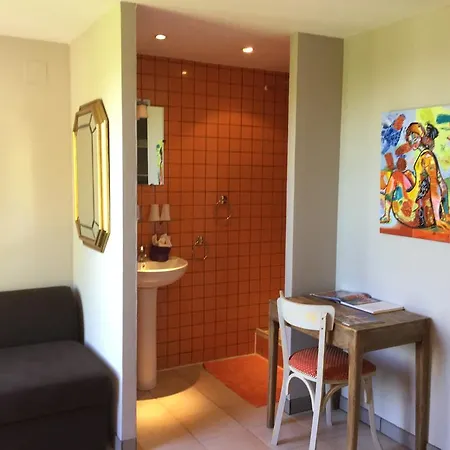Chambres D'hotes Le Nid A Nane Gasthof Monflanquin